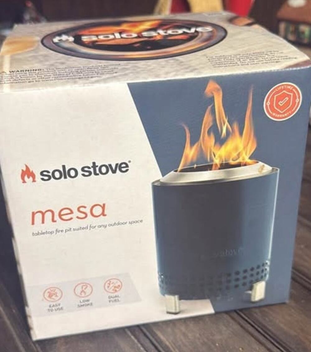 NEW Solo Stove Mesa, 5.1” tabletop Fire Pit w/ Stand - Smokeless, Stainless
